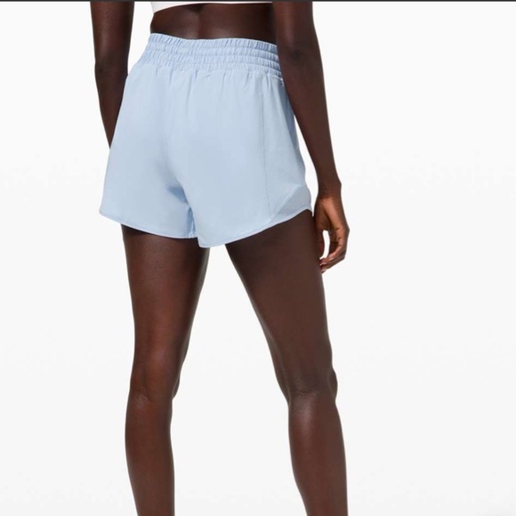 Lululemon Hotty Hot High-Rise Short 4" Size 4 Tall - Blue Linen - Picture 2 of 6